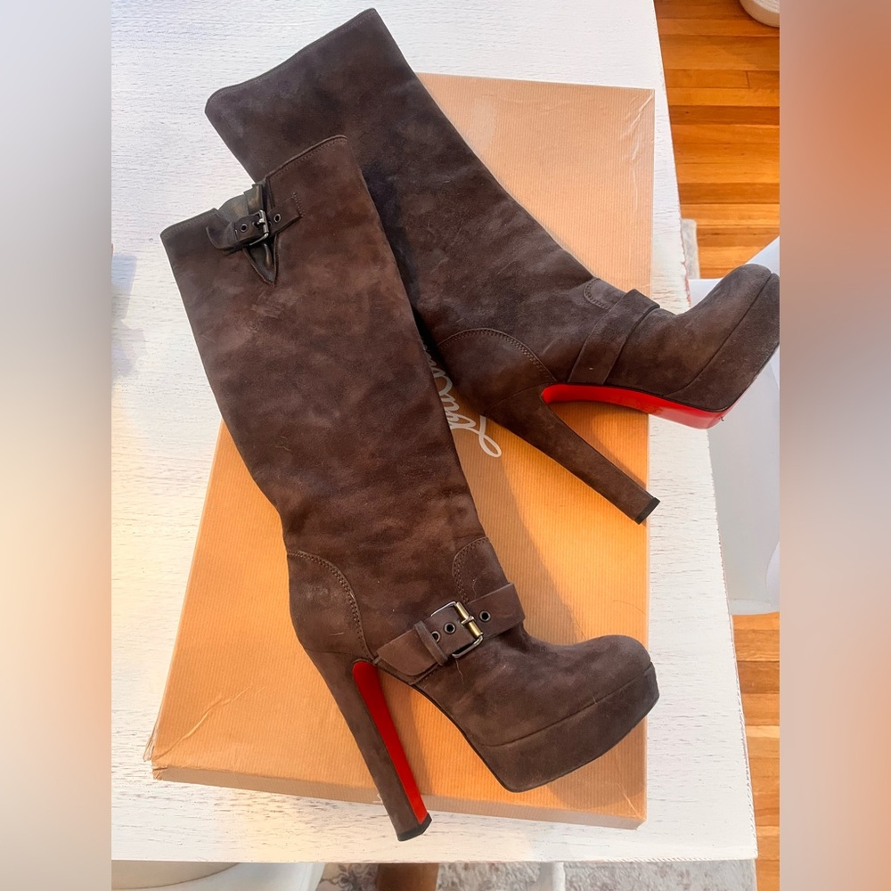 Christian Louboutin HARLETTY Suede Playform Kneww High Boot Brown Size 37.5